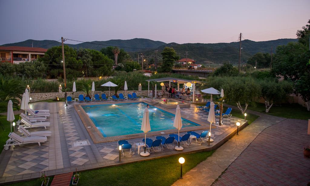 Hotel Stefani Sarti Exterior photo